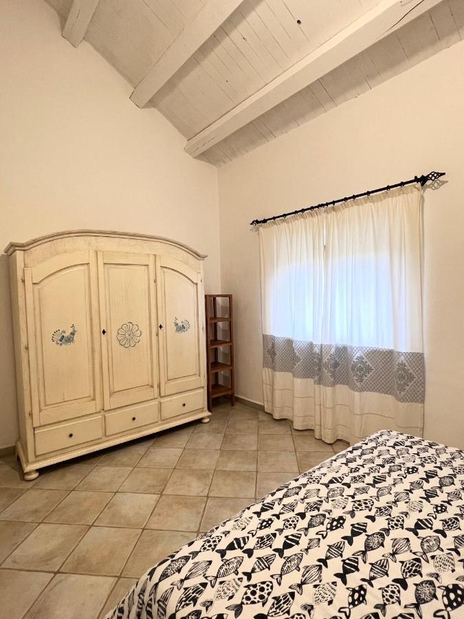 Appartamento Il Caracolo A Cala Francese La Maddalena  Eksteriør bilde