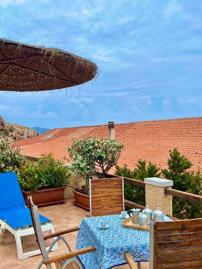 Appartamento Il Caracolo A Cala Francese La Maddalena  Eksteriør bilde